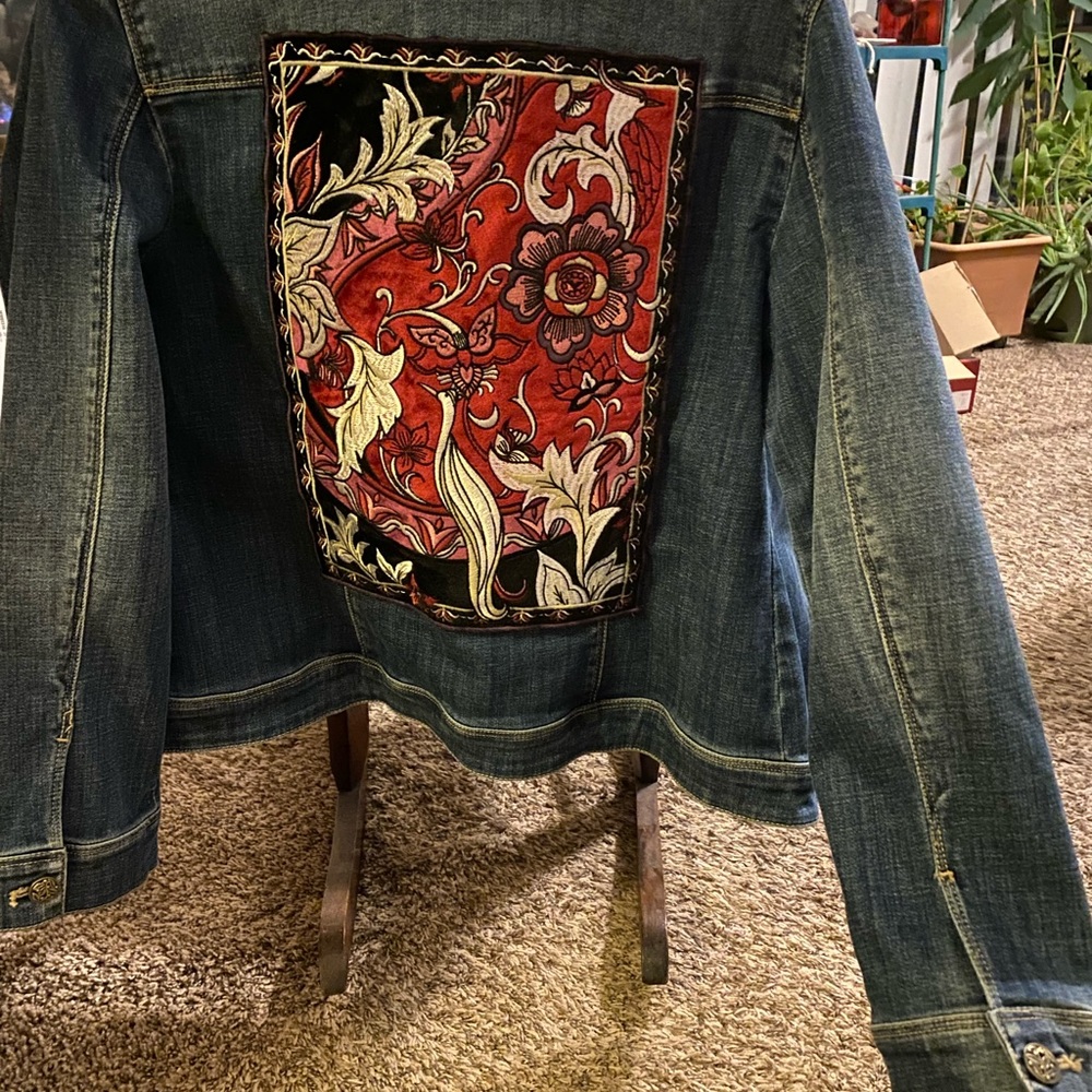 Chico’s Jean jacket with beautiful ornate art embroidered red velvet back decor